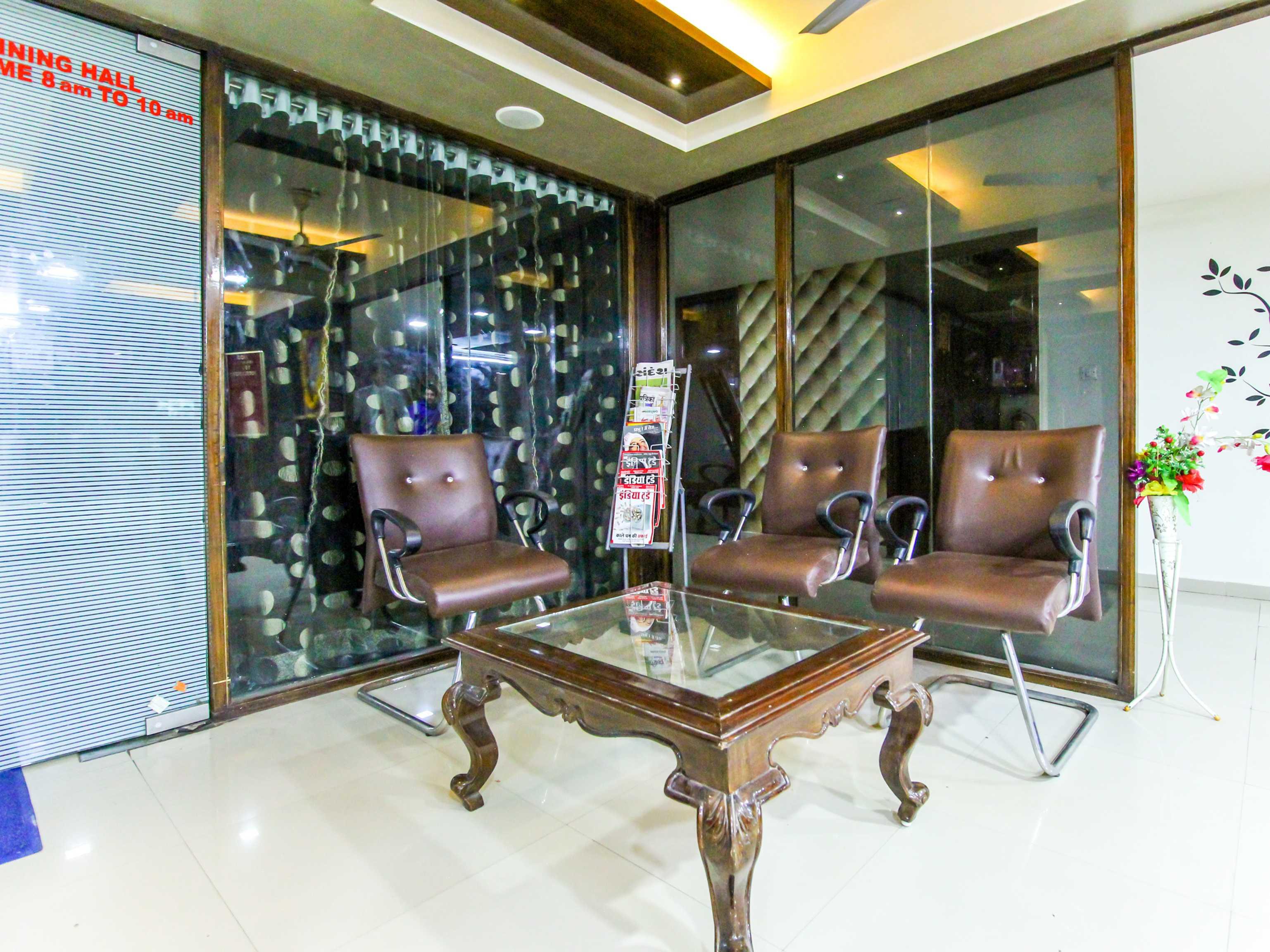 Hotel Seven Ahmedabad Bagian luar foto